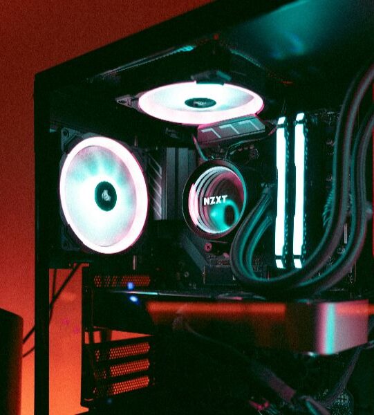 krzysztof-hepner-w_-ys5Y0CfA-unsplash (1)